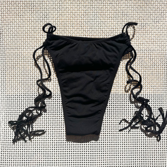 Minimale Animale High Rise Bikini Bottom - Picture 2 of 5